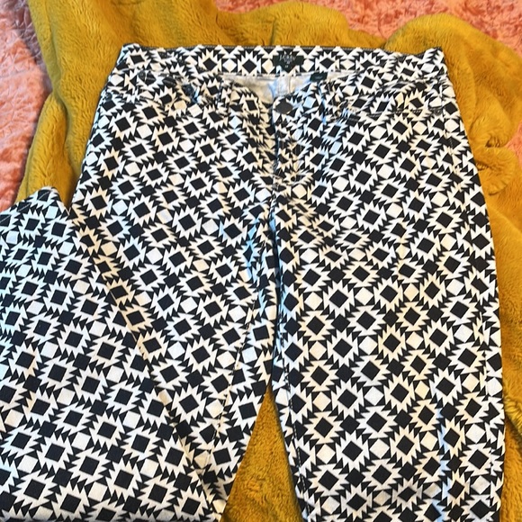 J Crew Jeans - Picture 2 of 3